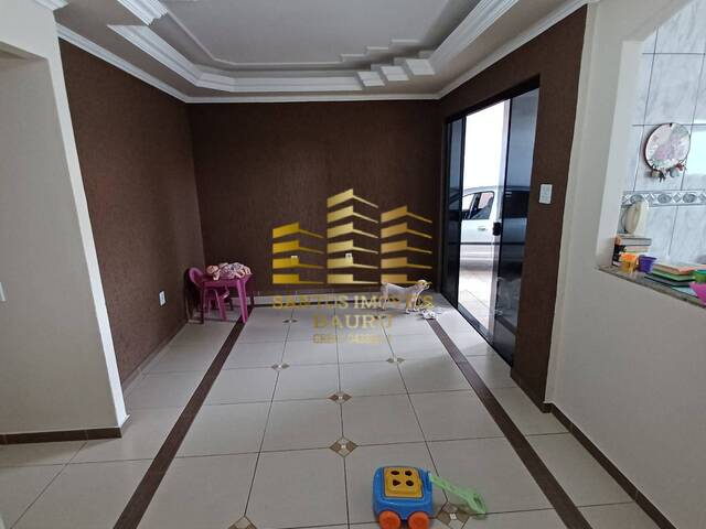 #99 - Casa para Venda em Bauru - SP