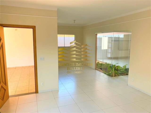 Casa para Venda em Bauru - 2
