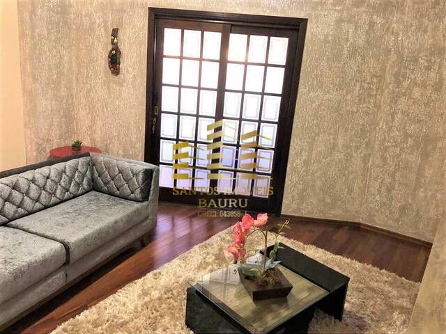 #402 - Casa para Venda em Bauru - SP