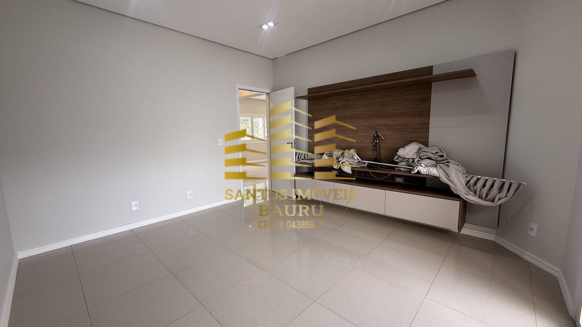 Casa, 4 quartos, 337 m² - Foto 27
