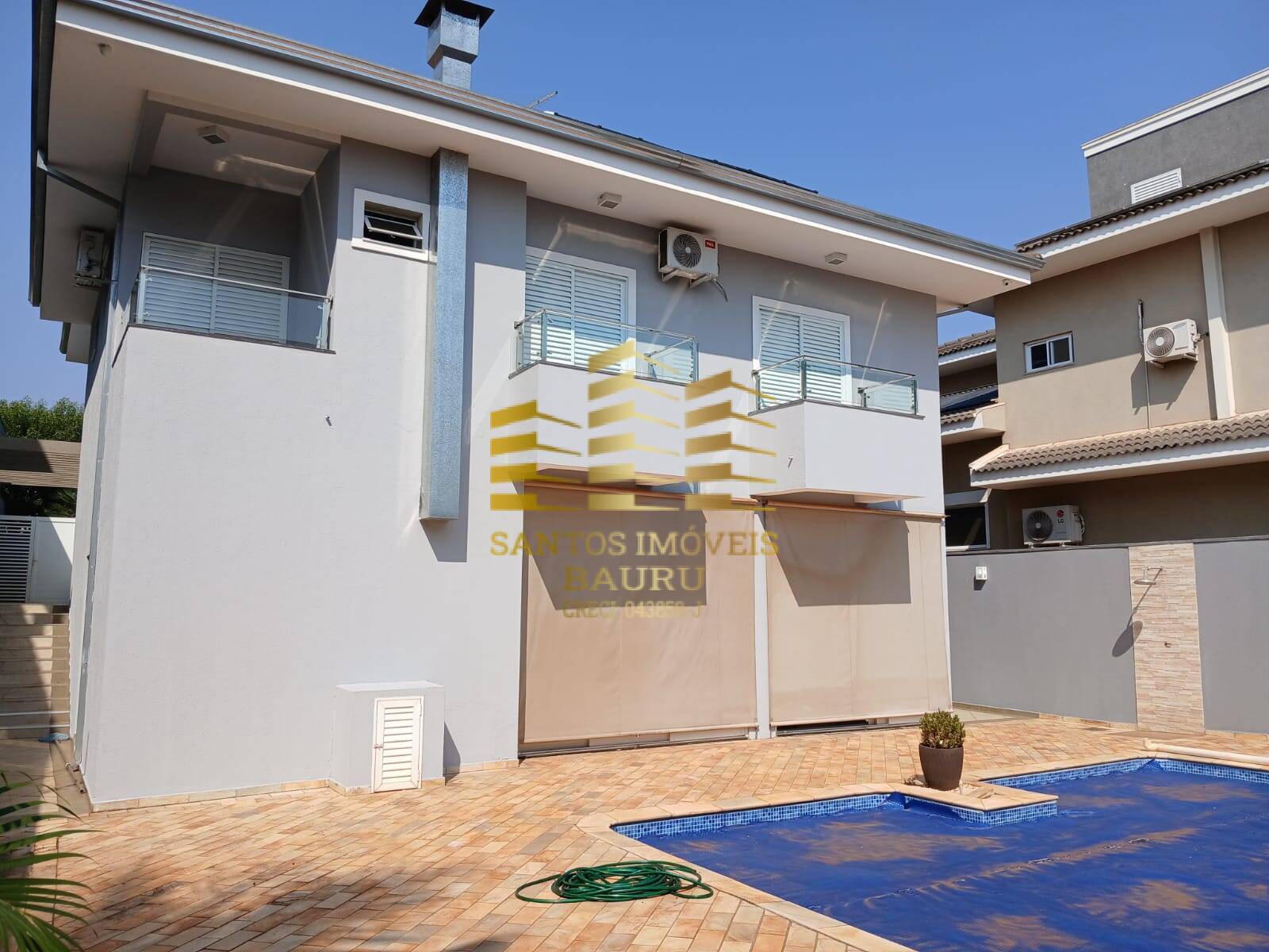 Casa, 4 quartos, 292 m² - Foto 1