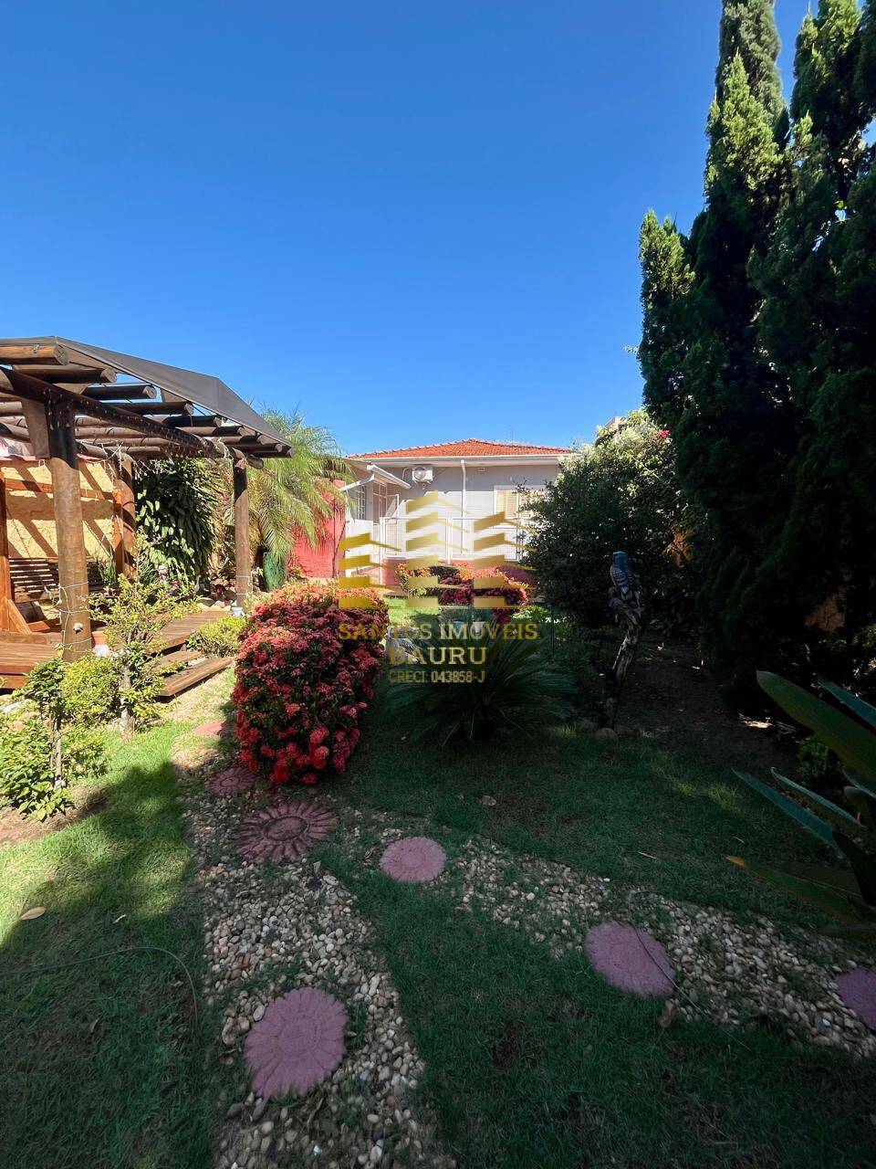 Casa à venda com 3 quartos, 440m² - Foto 20