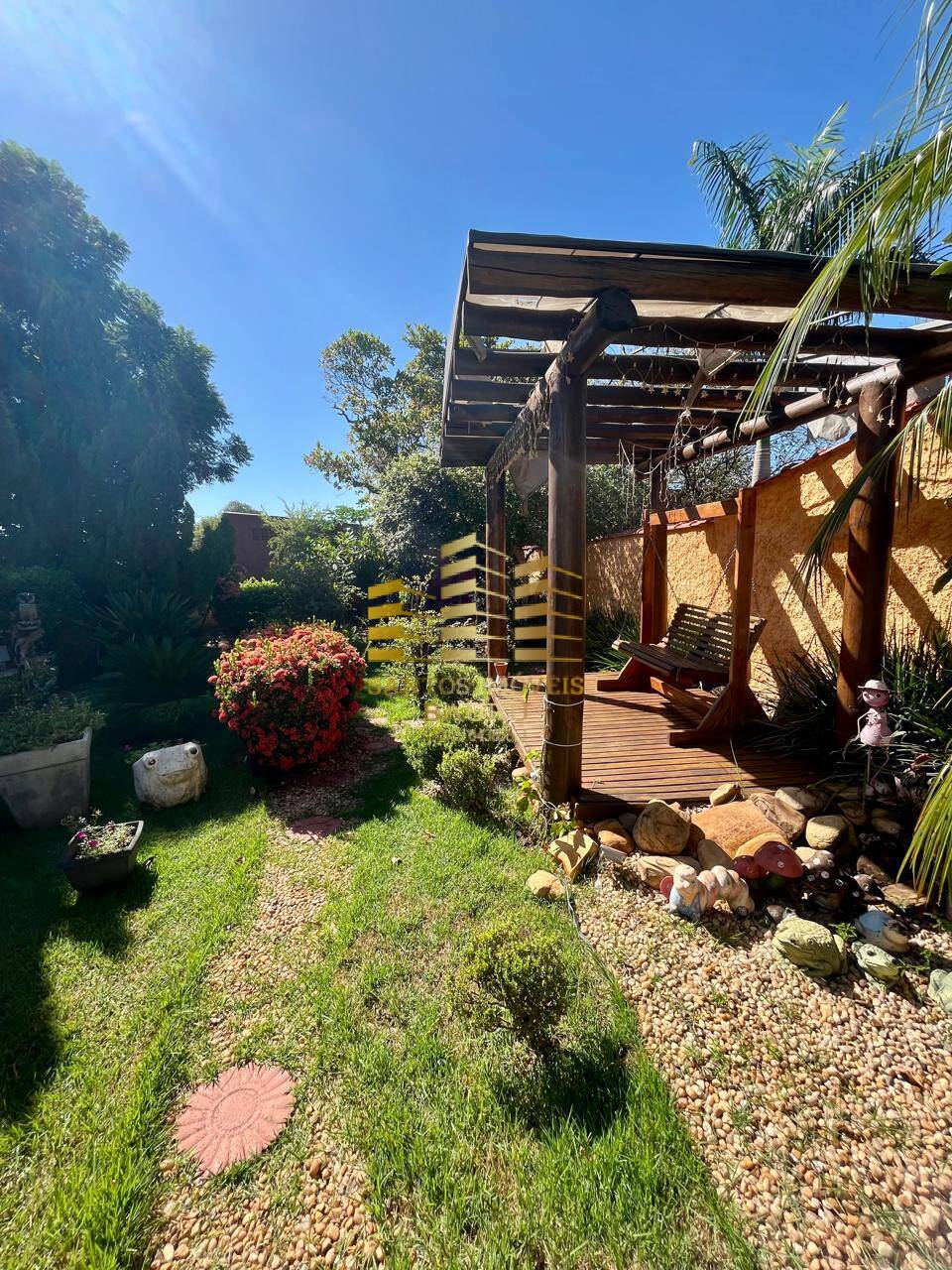 Casa à venda com 3 quartos, 440m² - Foto 28