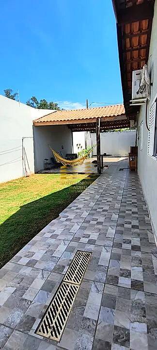 Casa à venda com 3 quartos, 120m² - Foto 3