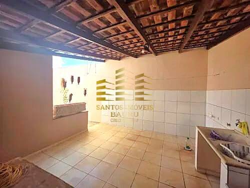 Casa à venda com 2 quartos, 200m² - Foto 11