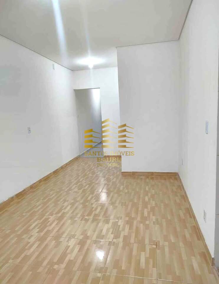 Casa à venda com 3 quartos, 100m² - Foto 4
