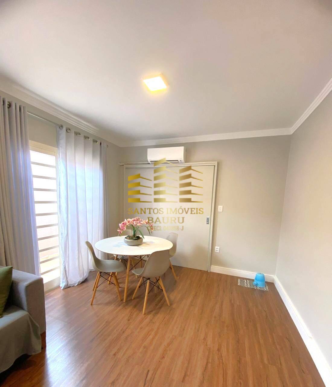 Casa, 3 quartos, 134 m² - Foto 1